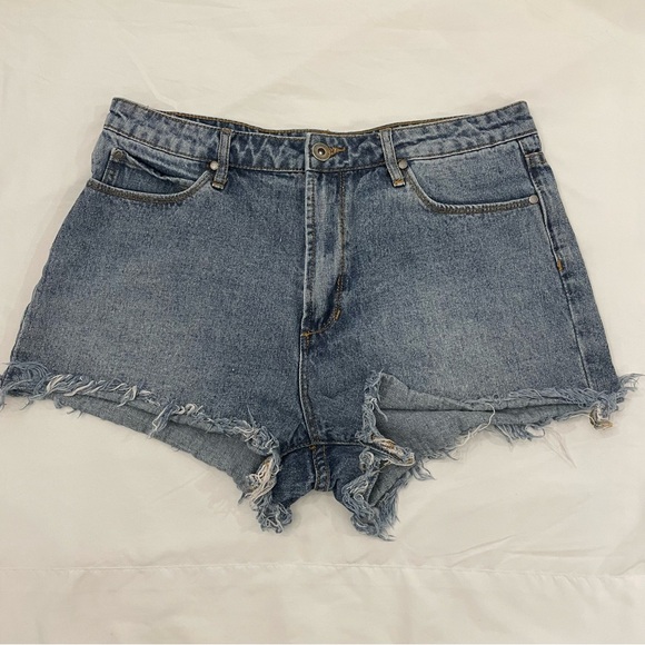 Articles Of Society Pants - Articles of Society 100%‎ Cotton Denim Frayed Hem Women's Jean Shorts size 29